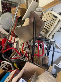 1#8166 Arredi da negozio e scaffalature