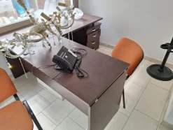 7#8439 Arredi da ufficio