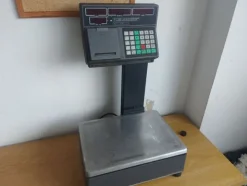 9#78950 Arredi da ufficio