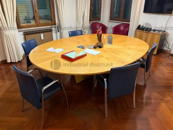 28#9706 Arredi da ufficio e apparecchiatura elettronica