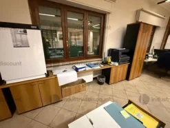28#9706 Arredi da ufficio e apparecchiatura elettronica