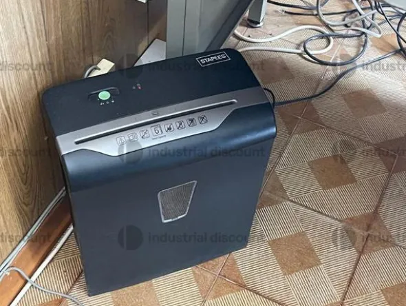 8#8664 Arredi da ufficio e Arredi da panificio