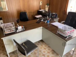 8#8664 Arredi da ufficio e Arredi da panificio