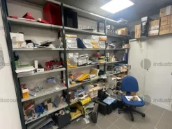 1#8729 Arredi d'ufficio