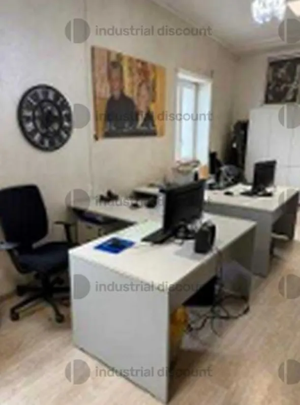 3#10206 Arredi d'ufficio