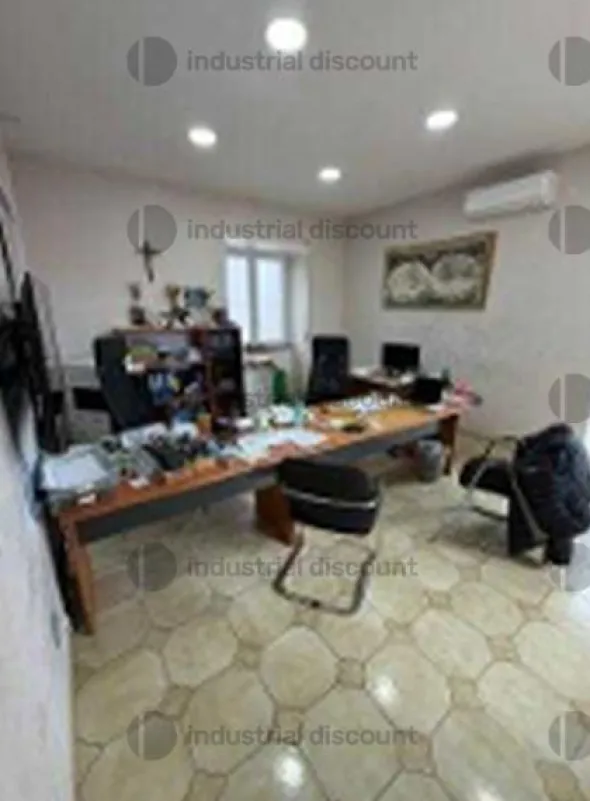 3#10206 Arredi d'ufficio