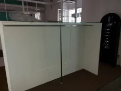 2#7994 Arredi e accessori per negozio
