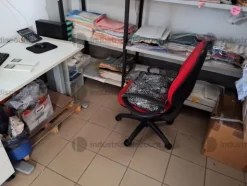 4#10164 Arredi e attrezzatura varia da ufficio