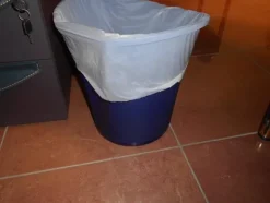 1#7585 Arredi e attrezzature da ufficio