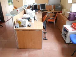 1#7585 Arredi e attrezzature da ufficio