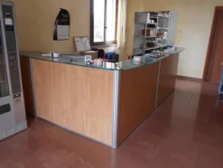 1#7585 Arredi e attrezzature da ufficio