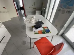 13#9748 Arredi e attrezzature da ufficio