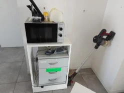 8#7899 Arredi e attrezzature elettroniche ufficio