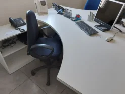 8#7899 Arredi e attrezzature elettroniche ufficio