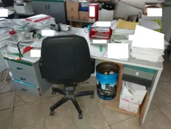 1#7822 Arredi e attrezzature elettroniche da ufficio