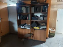 3#7049 Arredi e attrezzature per officina e ufficio