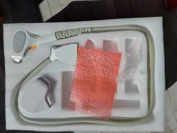 1#7919 Arredi e attrezzature per trattamenti estetici