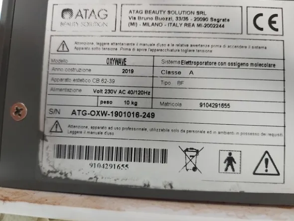 1#7919 Arredi e attrezzature per trattamenti estetici