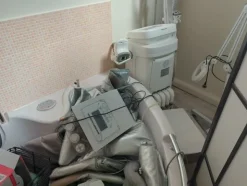 1#7919 Arredi e attrezzature per trattamenti estetici