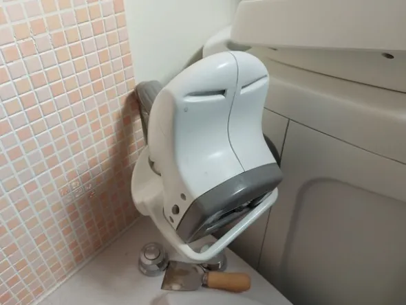 1#7919 Arredi e attrezzature per trattamenti estetici