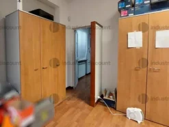 2#10082 Arredi e attrezzature per ufficio