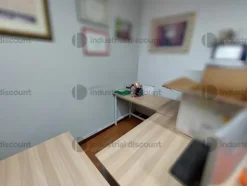 2#10082 Arredi e attrezzature per ufficio