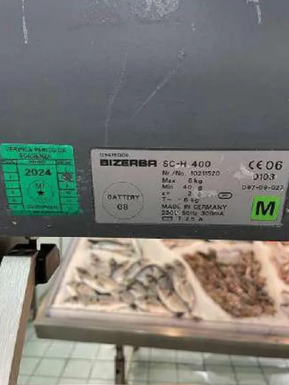 5#7940 Arredi e attrezzature reparto pescheria