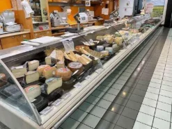7#7940 Arredi e attrezzature reparto alimentari