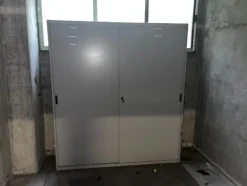 8#7931 Arredi e attrezzature ufficio
