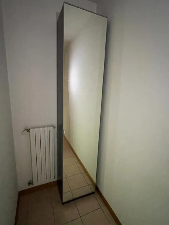 8#7931 Arredi e attrezzature ufficio