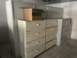 8#7931 Arredi e attrezzature ufficio