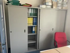 8#7931 Arredi e attrezzature ufficio