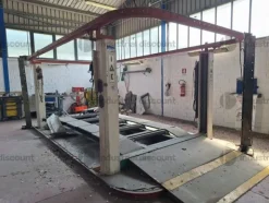 4#9630 Arredi e attrezzi reparto Carrozzeria