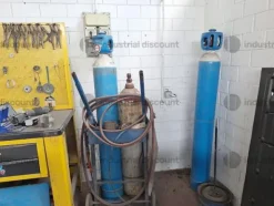 4#9630 Arredi e attrezzi reparto Carrozzeria