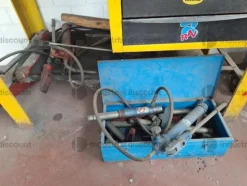 4#9630 Arredi e attrezzi reparto Carrozzeria