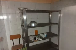 84#7922 Arredi e complementi di arredo per mensa aziendale