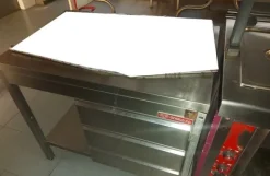 84#7922 Arredi e complementi di arredo per mensa aziendale