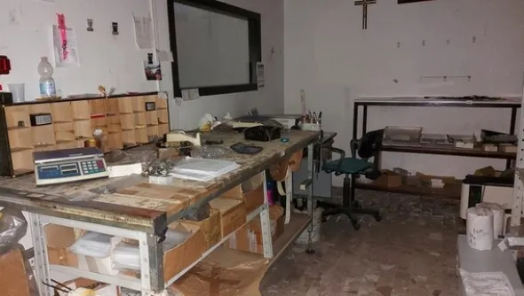 5#7345 Arredi ed attezzatura da ufficio