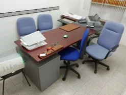 5#8080 Arredi ed attrezzatura da ufficio