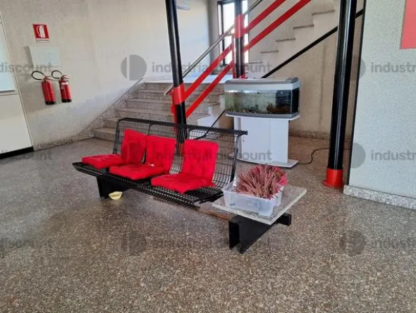 112#9186 Arredi ed attrezzatura per ufficio