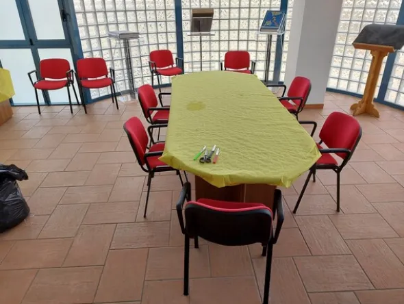 47#7341 Arredi ed attrezzatura ufficio