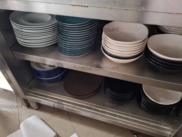 1#9102 Arredi ed attrezzature da cucina