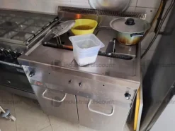 1#9102 Arredi ed attrezzature da cucina