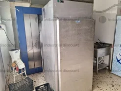 3#8808 Arredi ed attrezzature da laboratorio di pasticceria e prodotti da bar