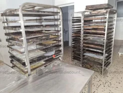 3#8808 Arredi ed attrezzature da laboratorio di pasticceria e prodotti da bar
