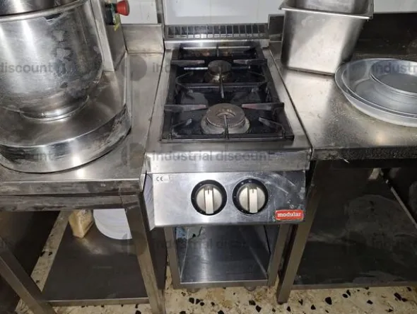 3#8808 Arredi ed attrezzature da laboratorio di pasticceria e prodotti da bar