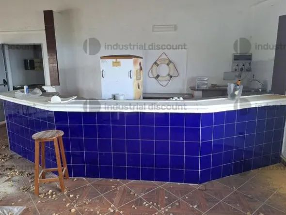 3#10023 Arredi ed attrezzature da ristorante