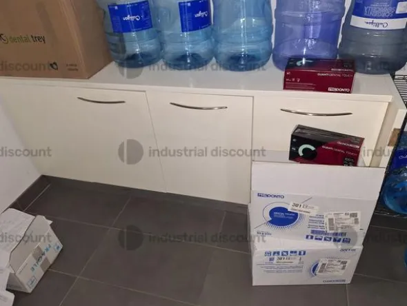 1#10116 Arredi ed attrezzature per laboratorio odontoiatrico