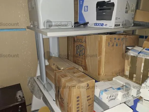 1#10116 Arredi ed attrezzature per laboratorio odontoiatrico