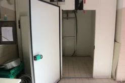 1#7252 Arredi ed attrezzature per supermercato